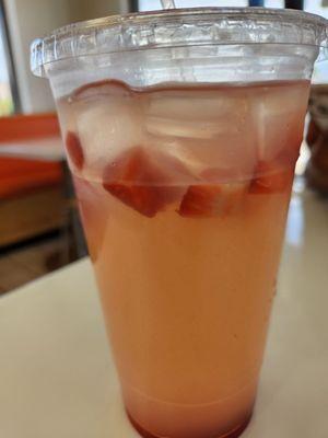 Strawberry lemonade