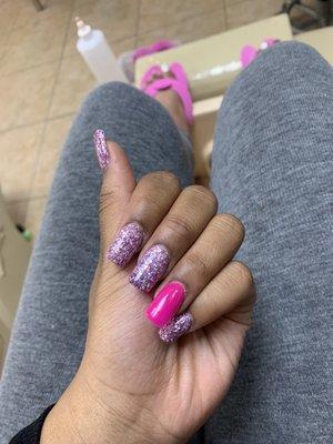 N & N Nails and Spa