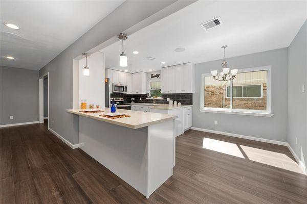 Kitchen remodeled done by Fiesta Construction !!!!