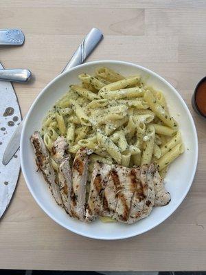 Chicken pesto pasta