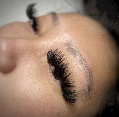 Russian Volume Lashes