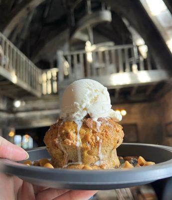 Sticky toffee pudding