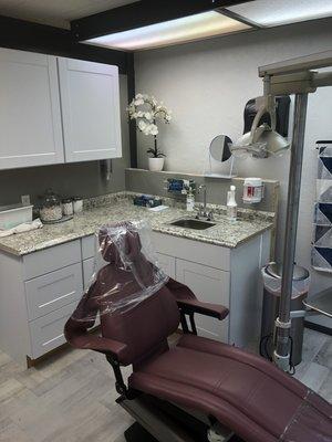 Court Street Denture Clinic