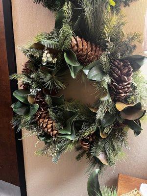 Wreath you can keep.