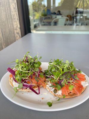 Lox bagel