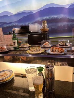 Conveyor sushi