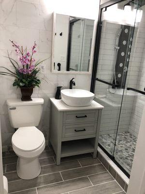 Powder room converted in full bathroom!!