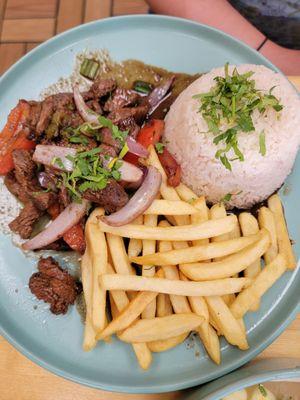 Lomo Saltado