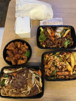 General Tso's pint size. Beef chow Ho feng noodles, kung po chicken, and hunan beef quart size.