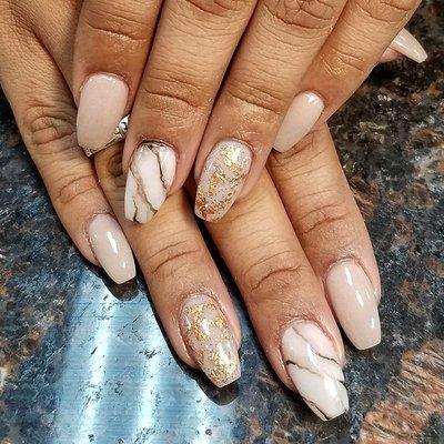 Dip nails