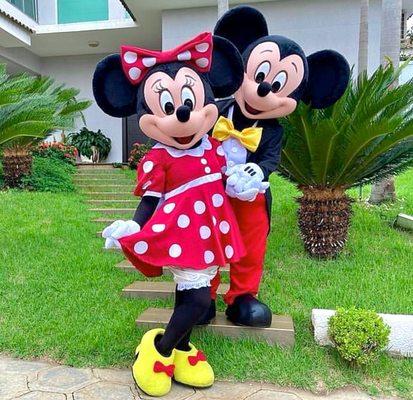 Mickey and Minnie party characters for kids.