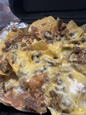 Carne Asada Nachos.  My ultimate favorite entree'. I can eat this every day of the week! Oh wait, I have!!