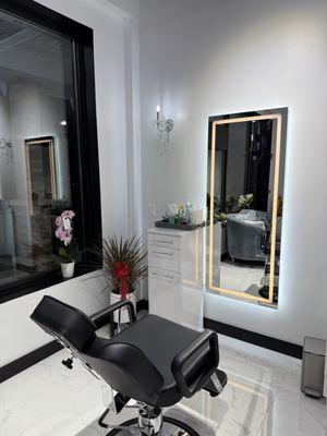 Mantra Beauty Salon