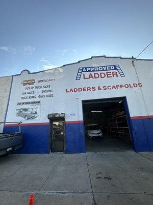 Approved Ladder & Equipment Co