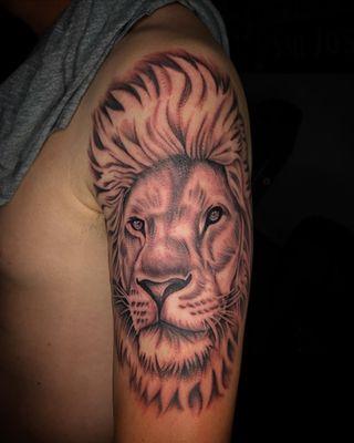 Lion piece to start the top of the sleeve - done by jkarlo