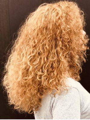 Cooper tones for curly hair