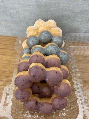 Mixed berry, black sesame, sugared mochi donut (black sesame was the best!)