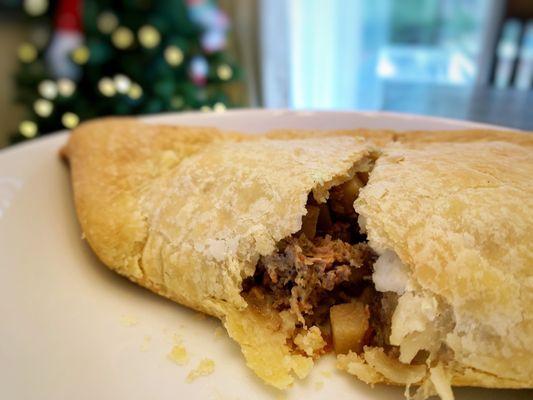 Beef pastie with rutabaga