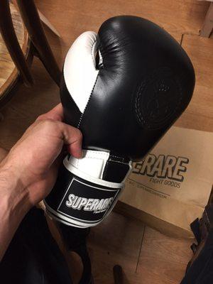 Super sexy Superare gloves