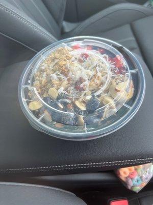 Berry açaí bowl