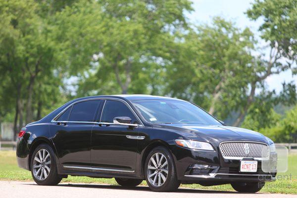 Lincoln Continental Sedan