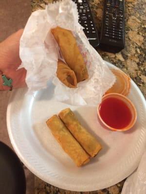 4 spring rolls $2.50