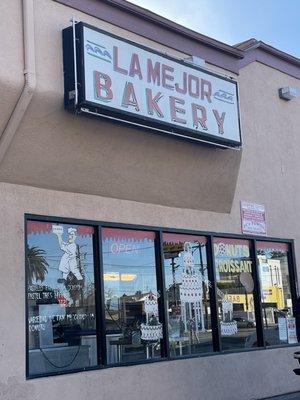 Bakery near Studio City!