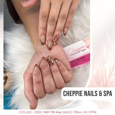 Give your almond nails a stunning update with our designs! 
Sleek, stylish, and just for you.