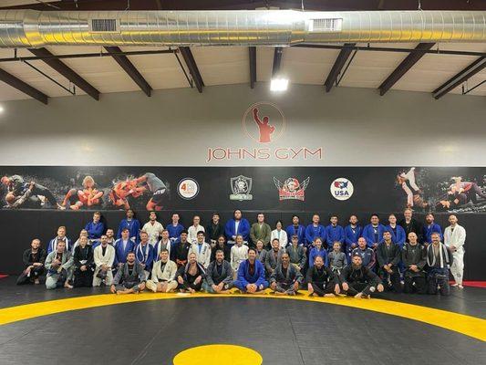 adult jiu jitsu class