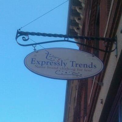 The sign at Expressly Trends.