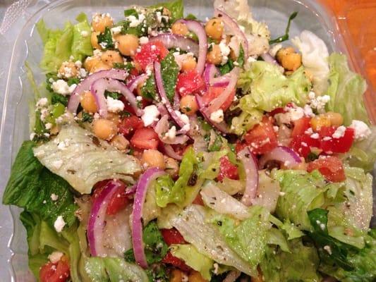 Greek salad with chick peas