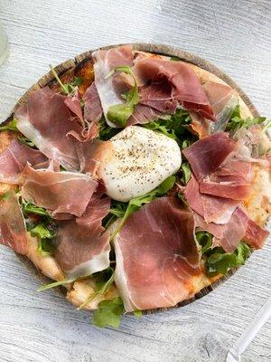 Prosciutto & Burrata pizza was great