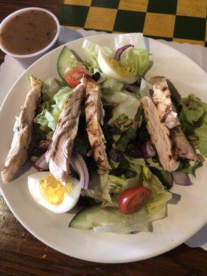 Grilled chicken salad , half dize