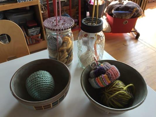 Knitting and crocheting classes