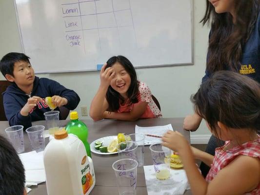 Special Class ! : Science Experiments with Lemon, Lime and Orange Juice