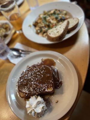 Bird's eye of the Amaretto Pecan Fr Toast