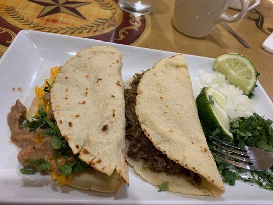 Fat, fat tacos of corn tortillas!