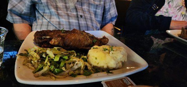 Turkey wings with mashed potatoes