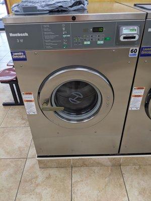 Washing machine using double wash and double rinse