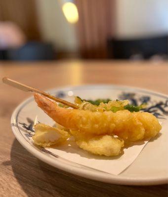 Tempura (Halibut, Shrimp, Squid, Grape)