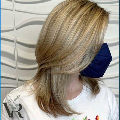 Gorgeous natural blonde highlights