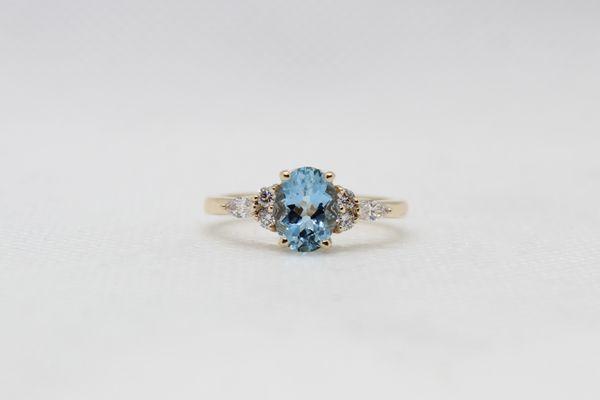 Aquamarine and diamond ring