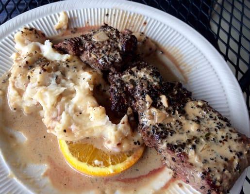 peppercorn steak au poivre with mashed potatoes