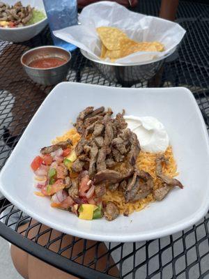 Steak Burrito Bowl Lunch without black beans, cheese and lettuce