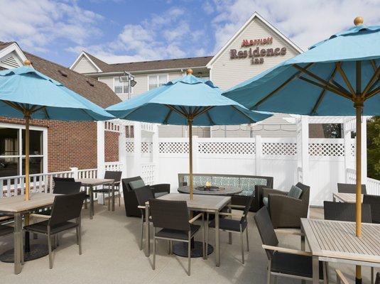 Outdoor Space | Residence Inn Madison East