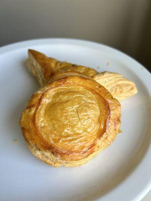 Beef pastry and guava & cheese pastry