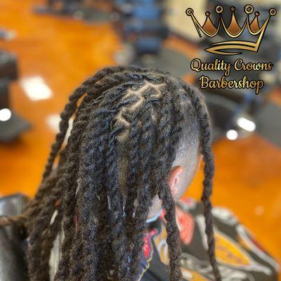 Two-Strain re-twist style (dread locs)