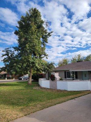 Instant curb appeal! So much usable space for entertaining and cozy winter nights by the fireplace!