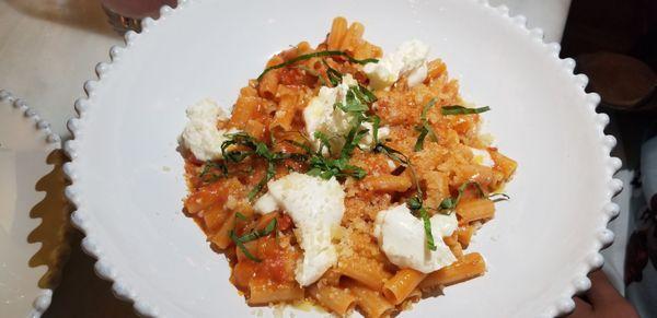 Spicy vodka pasta