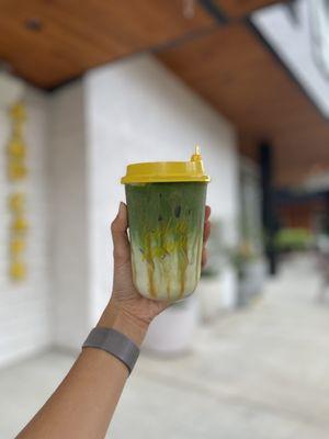 ig: @whatsviveating  |  upsidedown matcha latte